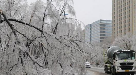 南方冻雨比暴雪危害更大吗?