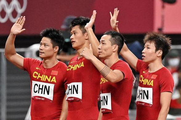 男子4X100米接力中国以怎样的成绩夺得第四？