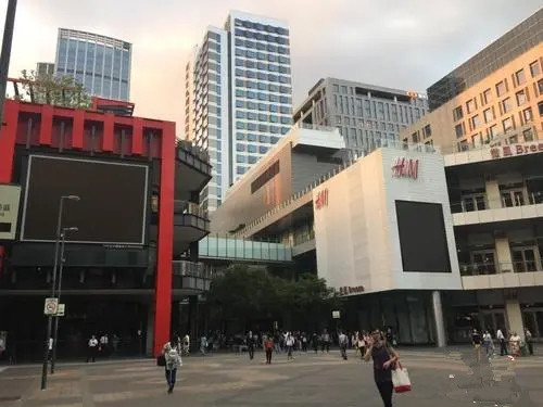 台湾无预警大停电，引发交通混乱，为何这么大一个城市会出现无预警停电？