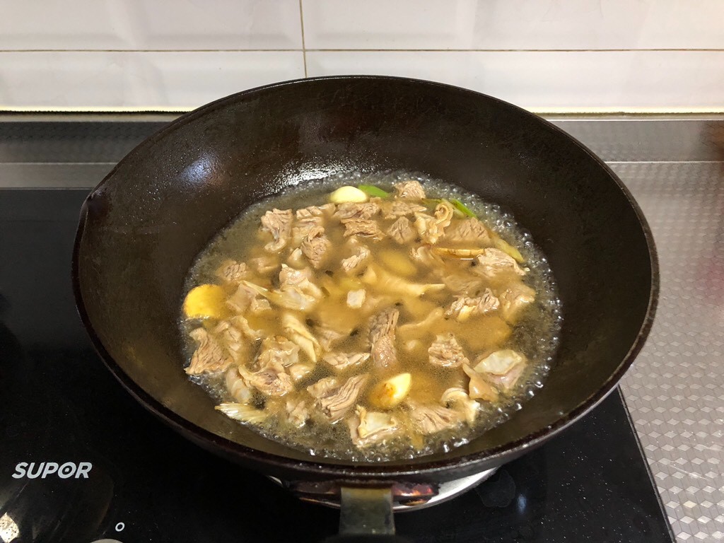 咖喱牛肉饭怎么做?