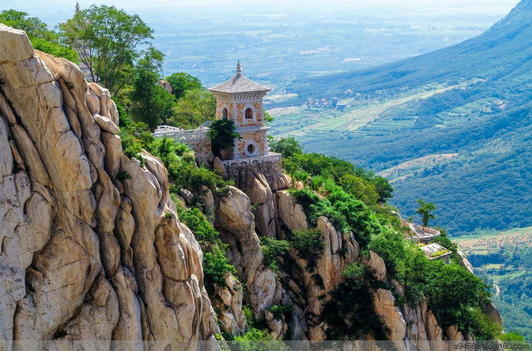 问一下嵩山、太室山、少室山、少林寺都是什么关系