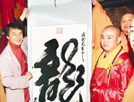 释小龙背后三大神秘人物，娱乐圈无人敢惹， 身份到底有多强大？